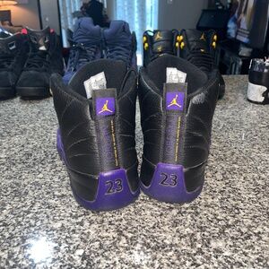 Jordan retro purple $ black 13s